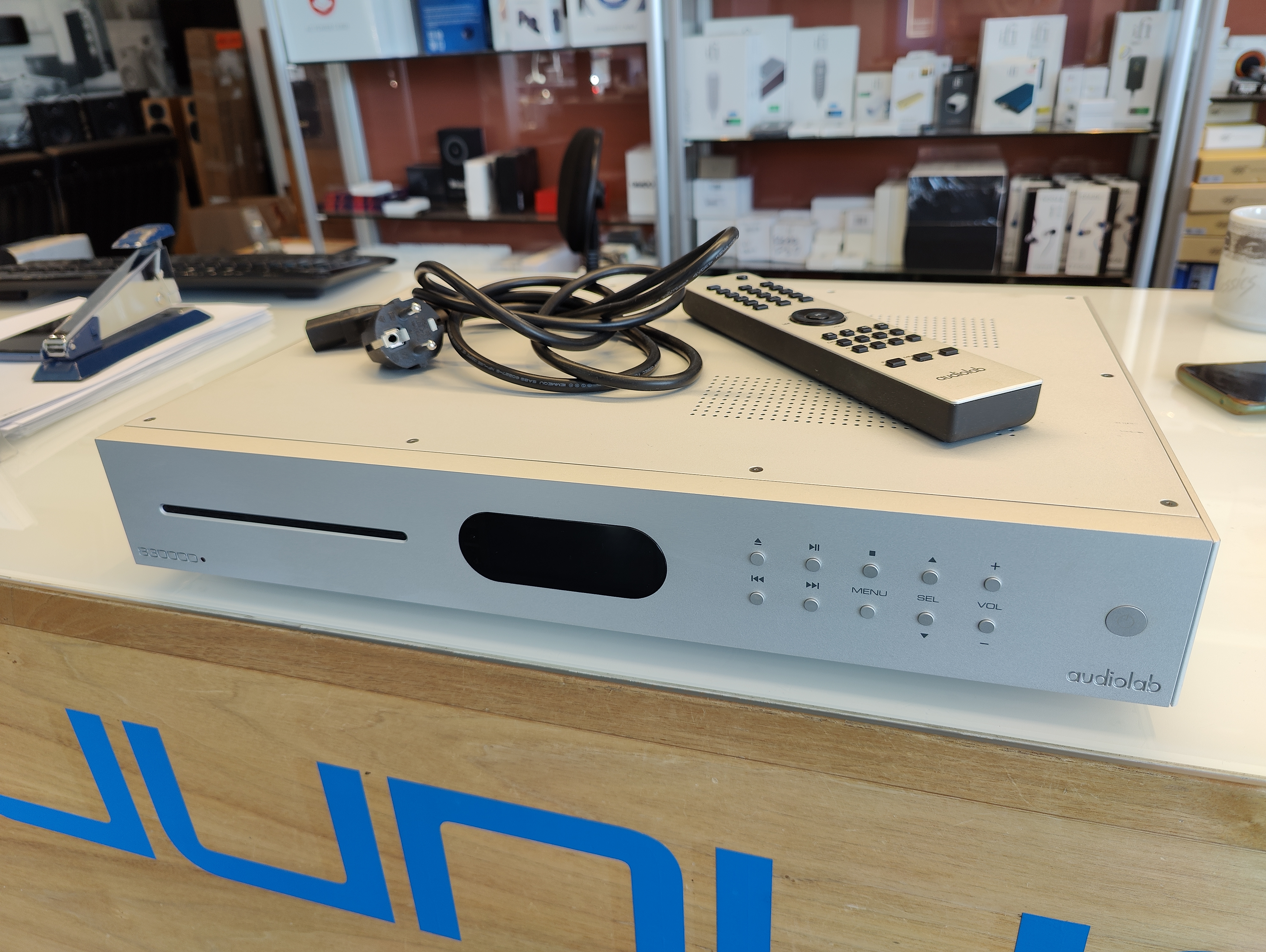 Audiolab CD8300 (120x80)
