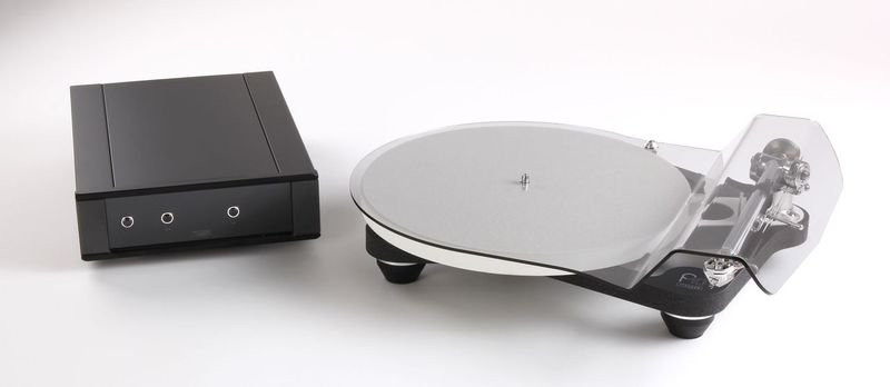Rega Planar 10 (80)