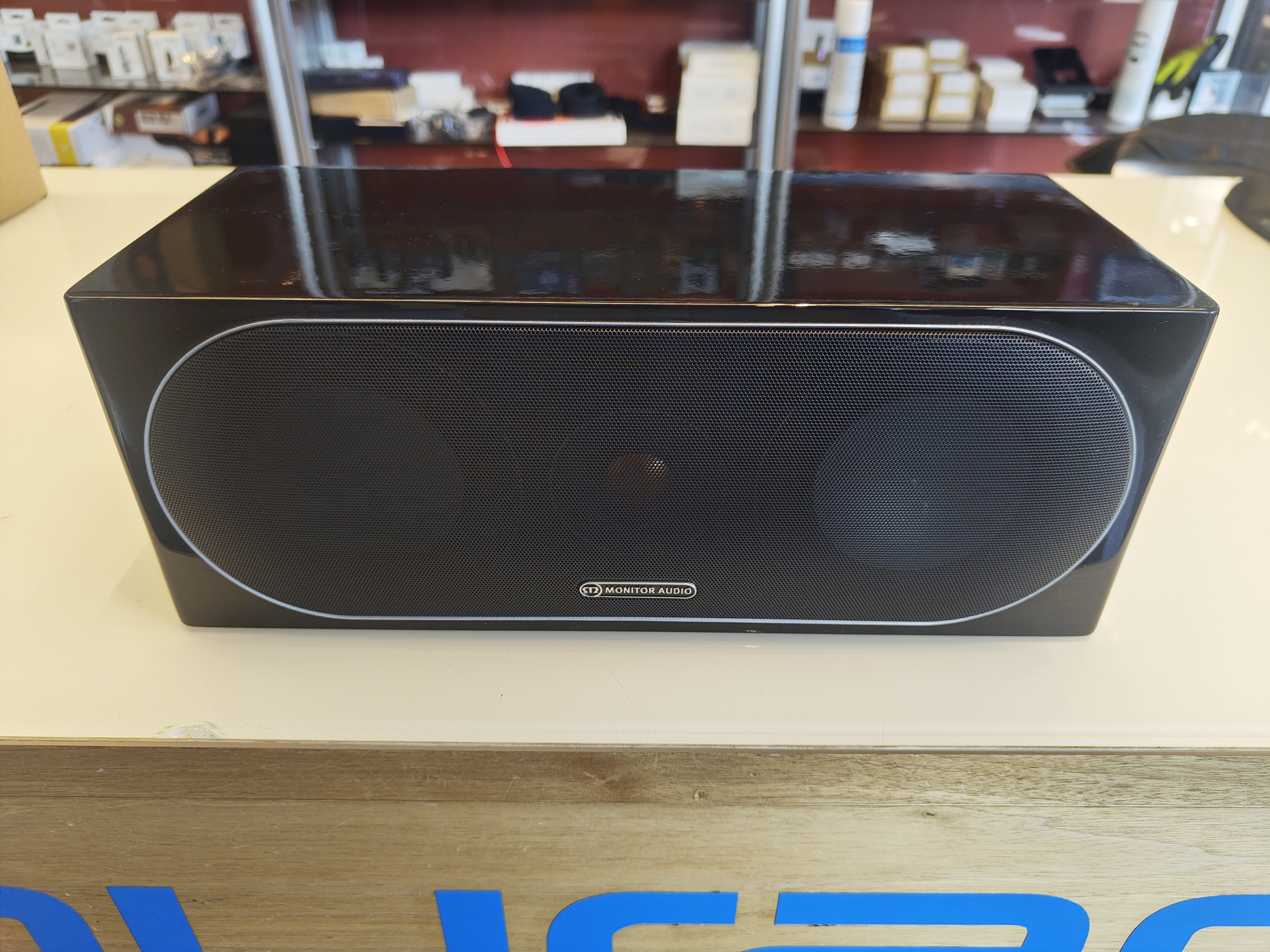 Monitor Audio Radius 200