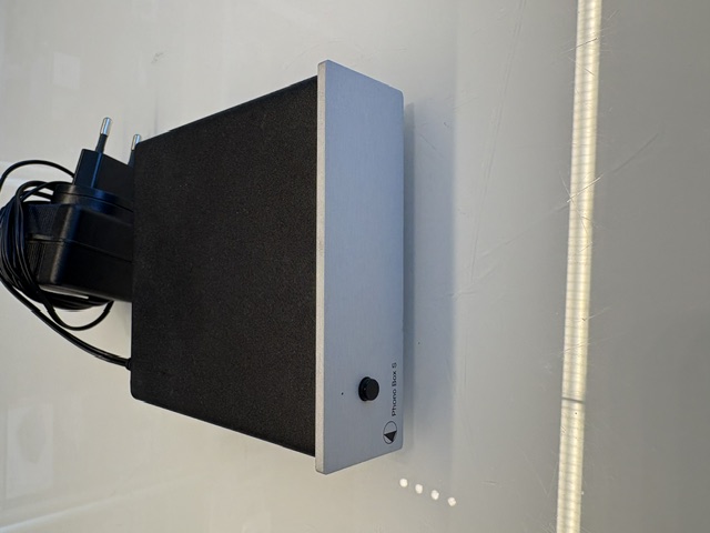 Pro-Ject Phono Box S
